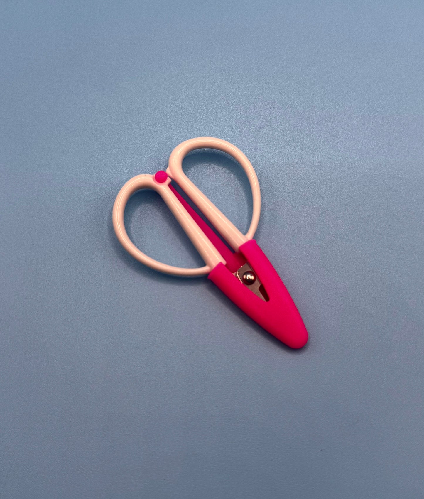 Mini Super Snip Scissors - Two-Tone Needlepoint Scissors
