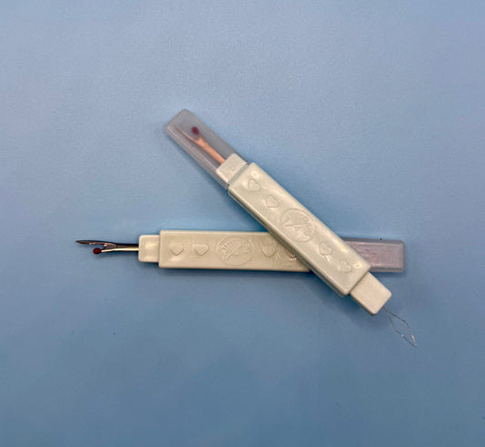 Needlepoint Combo Tool - Seam Ripper & Needle Threader